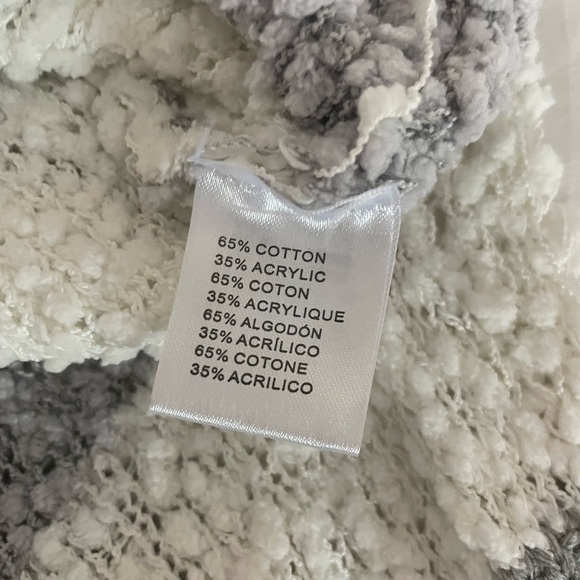 NWT Miracle Popcorn Chenille White/Gray Colorblock Sweater Hoodie. Size M/L - Picture 8 of 8